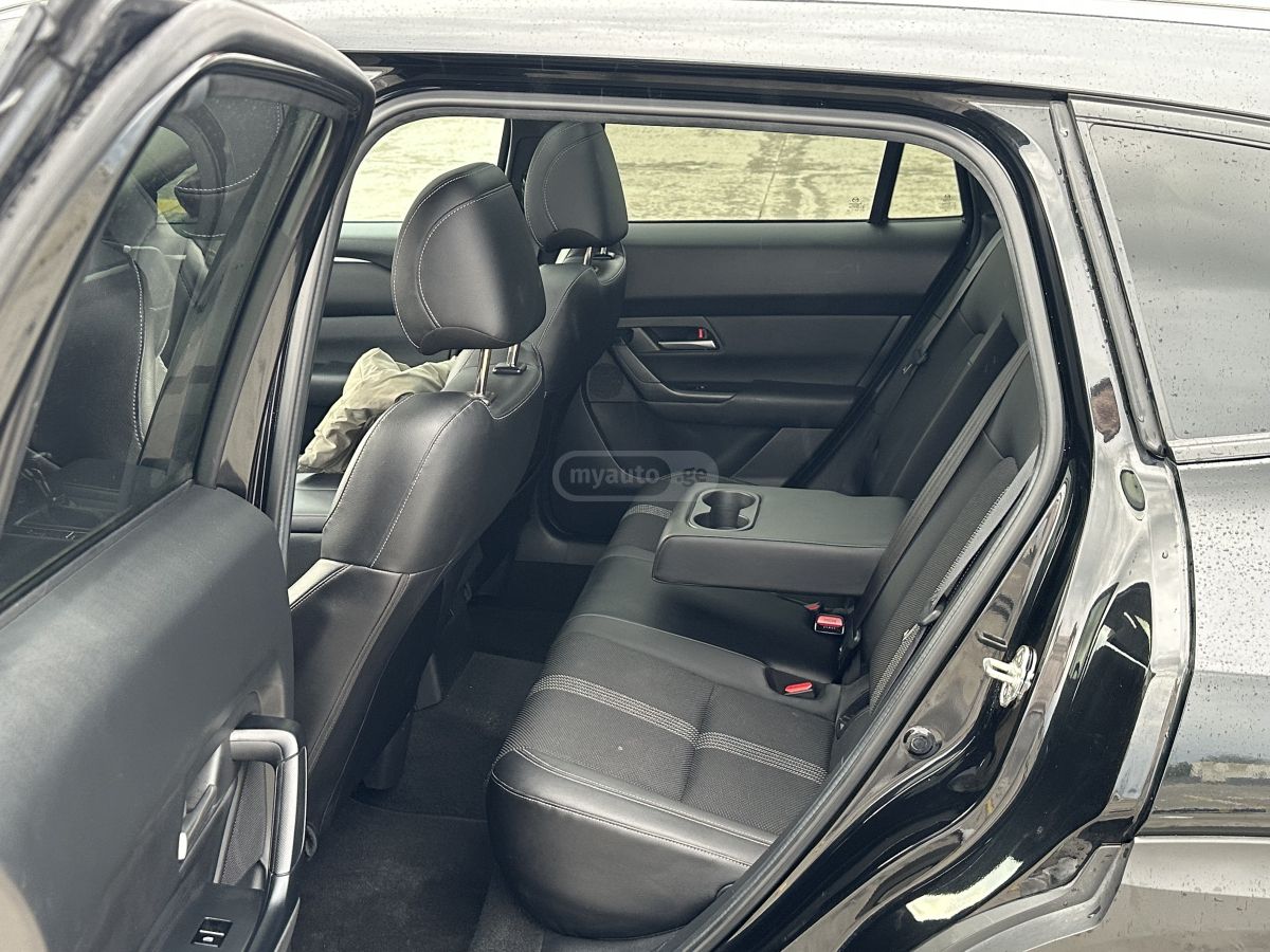 Mazda CX-50 - фото 7