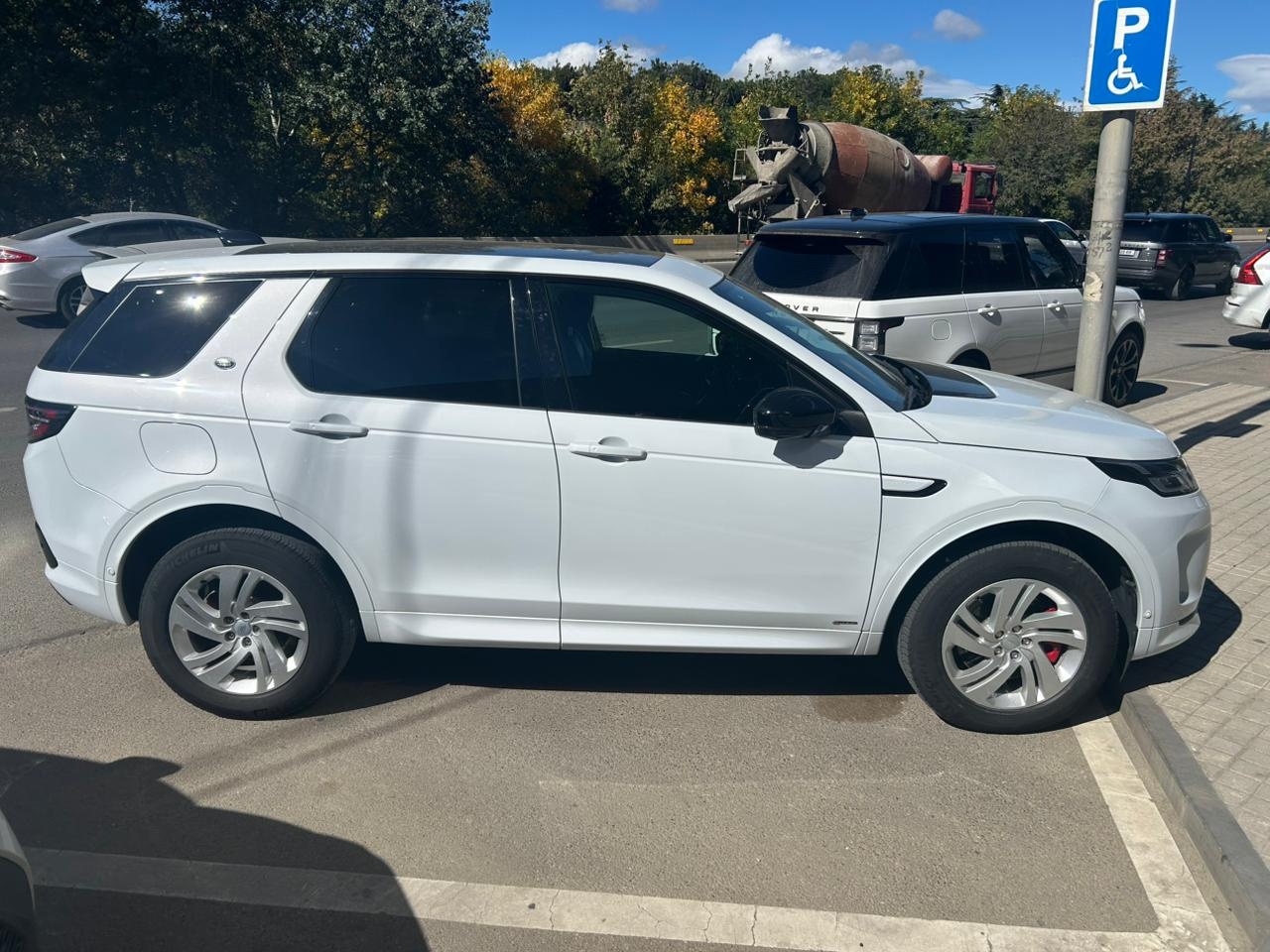 Land Rover S R-Dynamic 4dr 4x4 Automatic — миниатюра 2