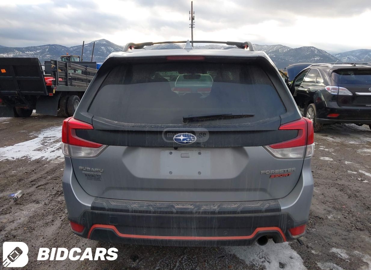 Subaru Premium 4dr All-Wheel Drive CV — миниатюра 11