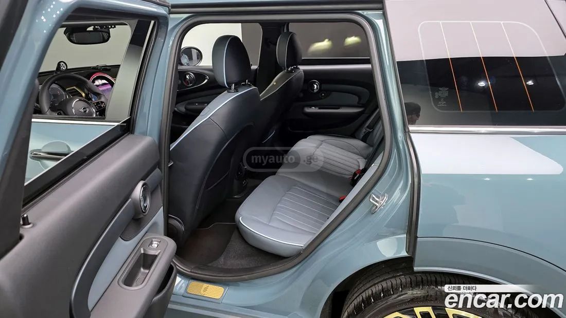 MINI Clubman 2023 — миниатюра 12