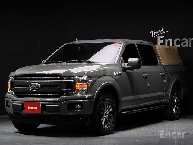 Ford F150 - фото 1