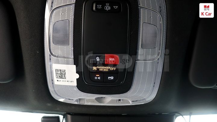 Hyundai Elantra - фото 1