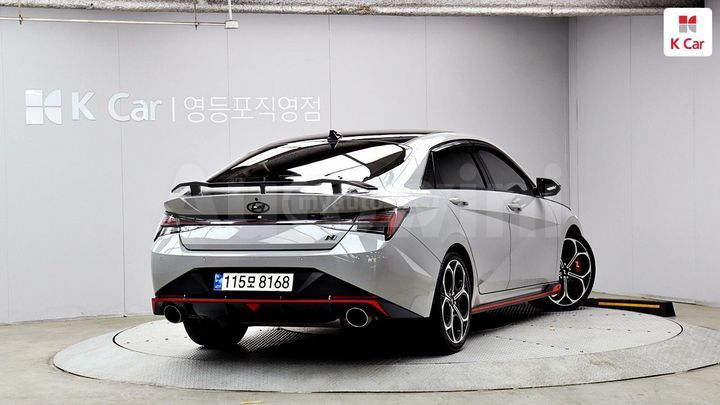 Hyundai Elantra - фото 4