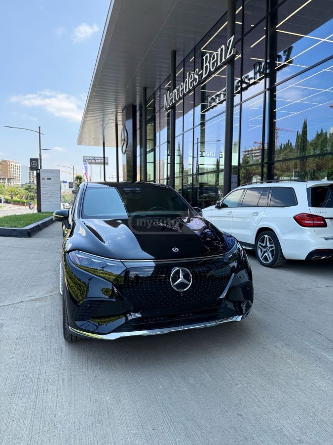 Mercedes-Benz EQS SUV - фото 1