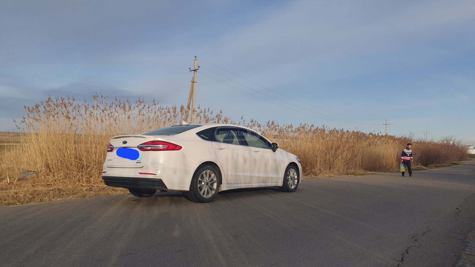 Ford Fusion - фото 3