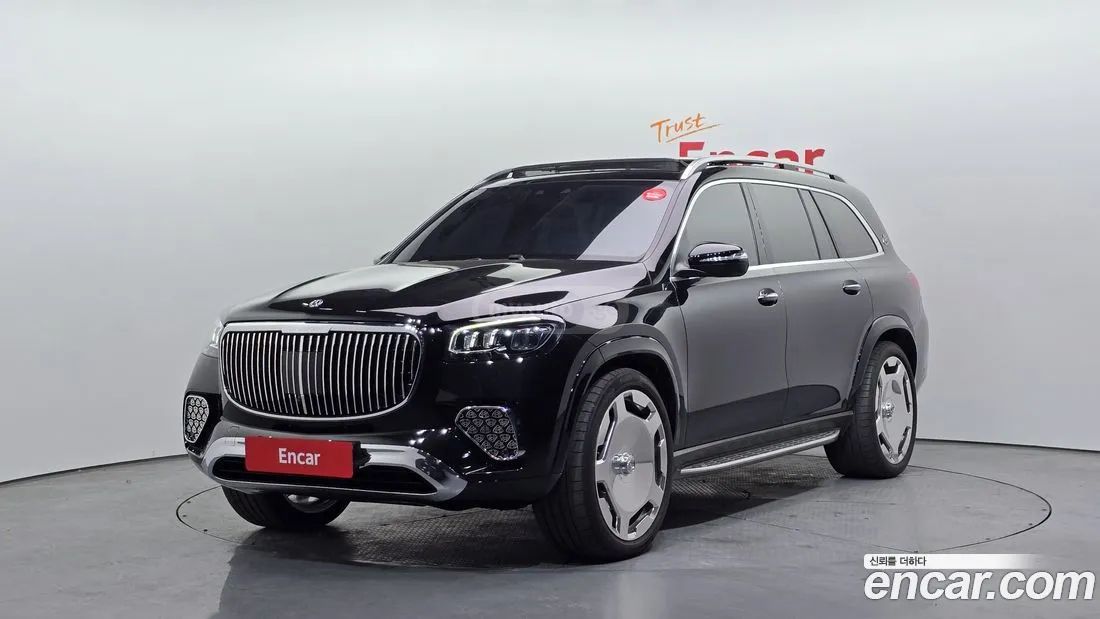 Mercedes-Benz GLS 63 AMG - фото 1