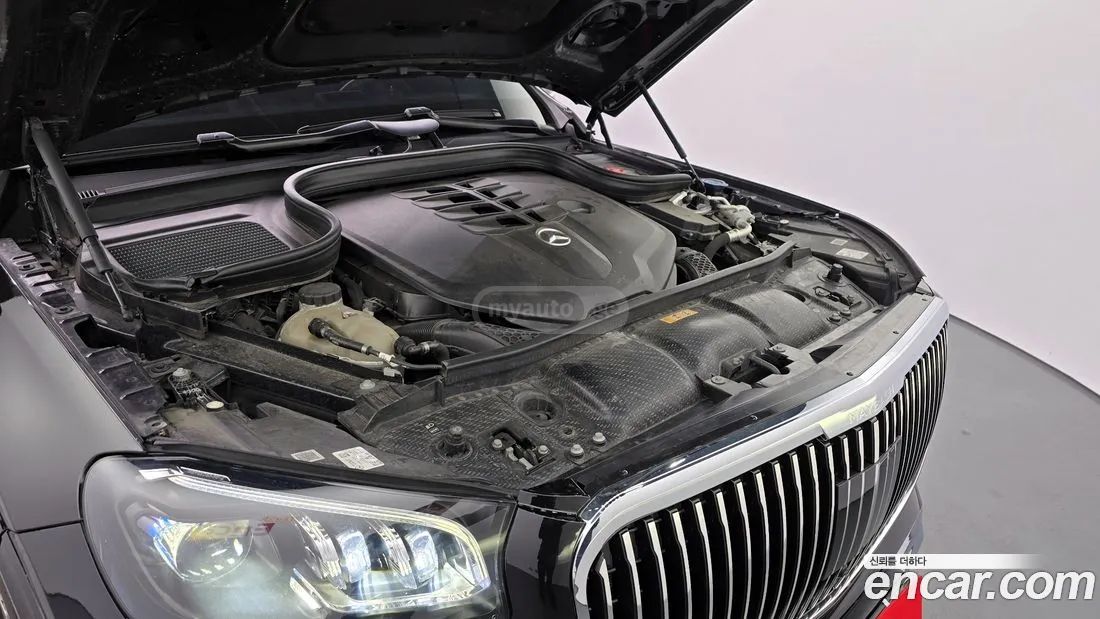 Mercedes-Benz GLS 63 AMG - фото 6