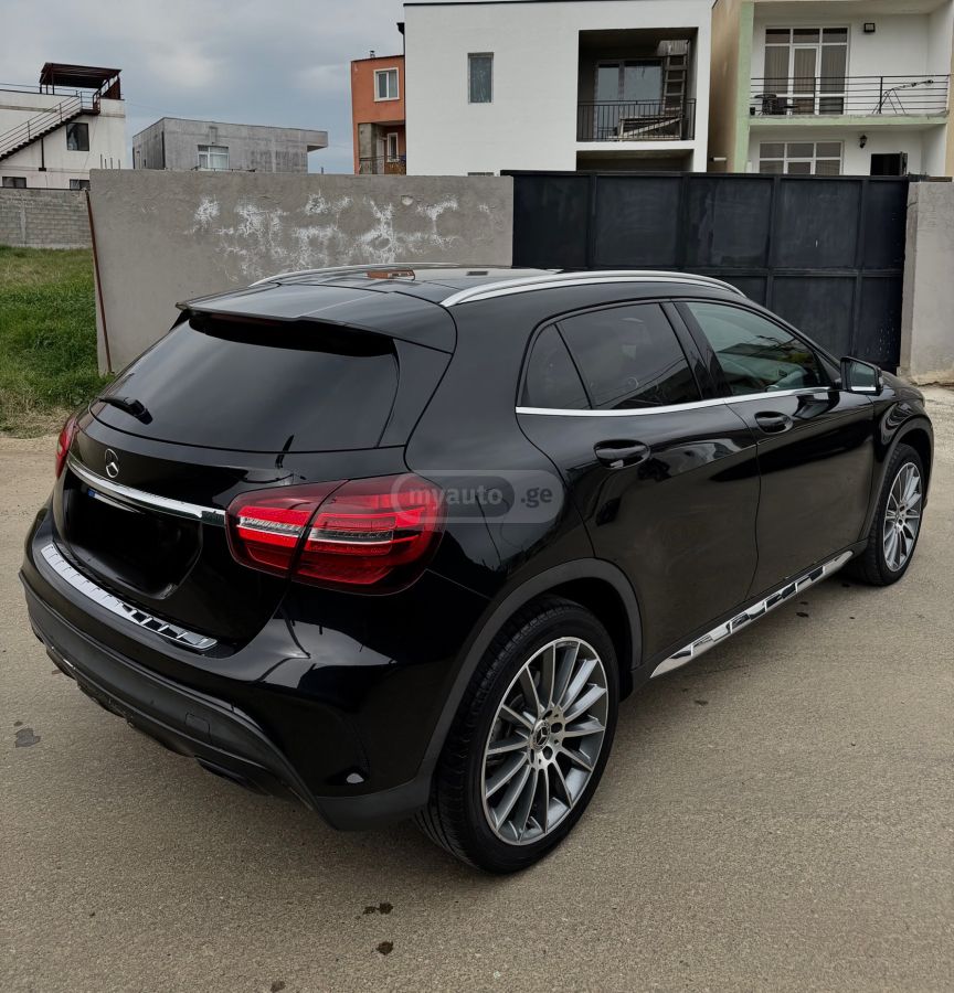 Mercedes-Benz GLA 250 - фото 4