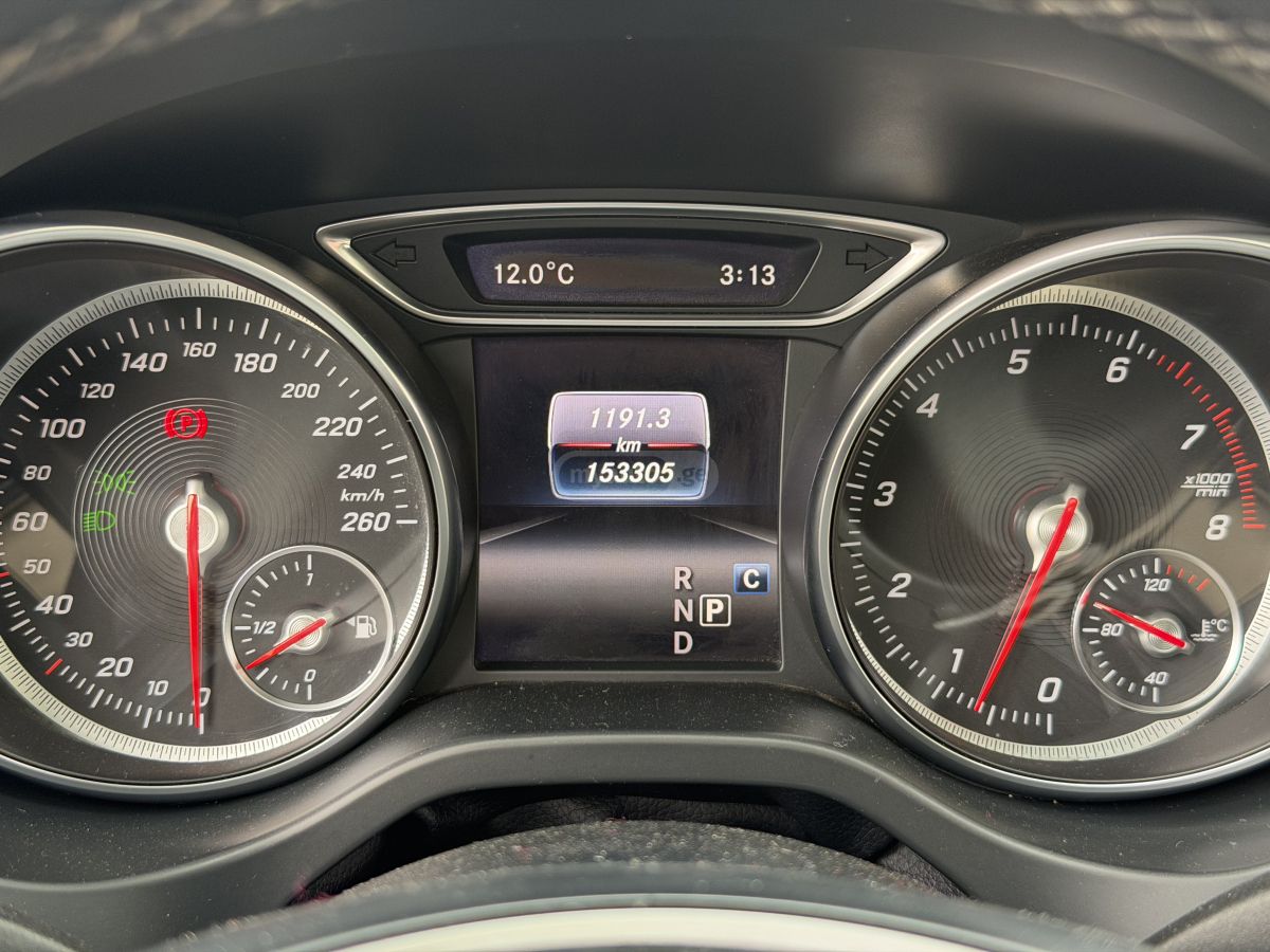 Mercedes-Benz GLA 250 - фото 9