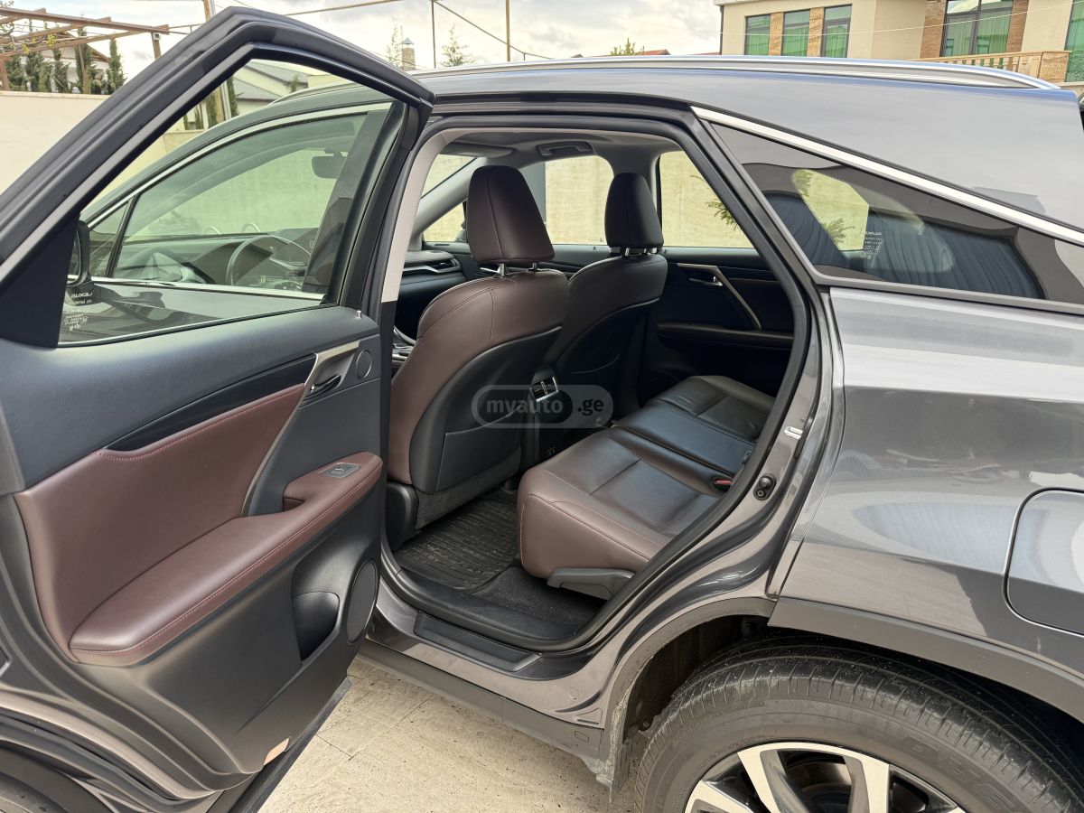 Lexus RX 300 - фото 12