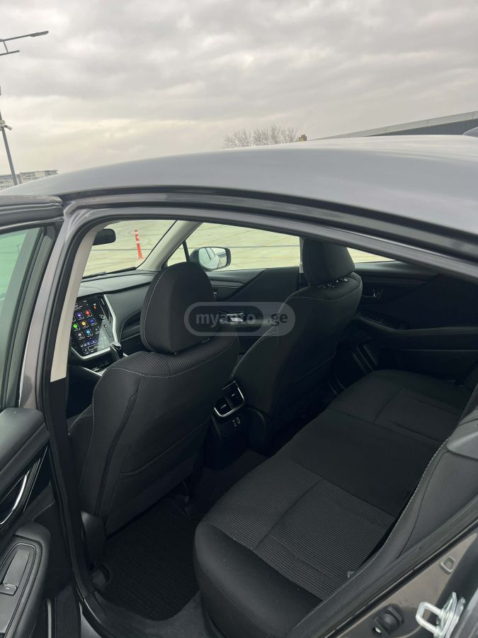 Subaru Legacy - фото 10