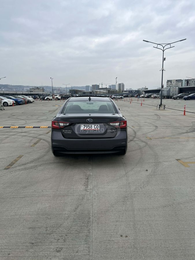 Subaru Legacy - фото 4