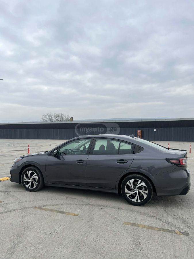 Subaru Legacy - фото 7