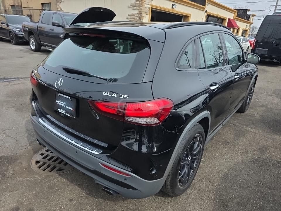 Mercedes-Benz GLA 350 - фото 4