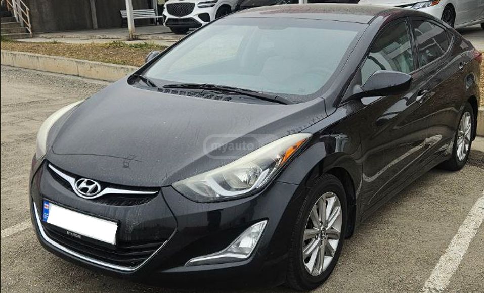 Hyundai Elantra - фото 2