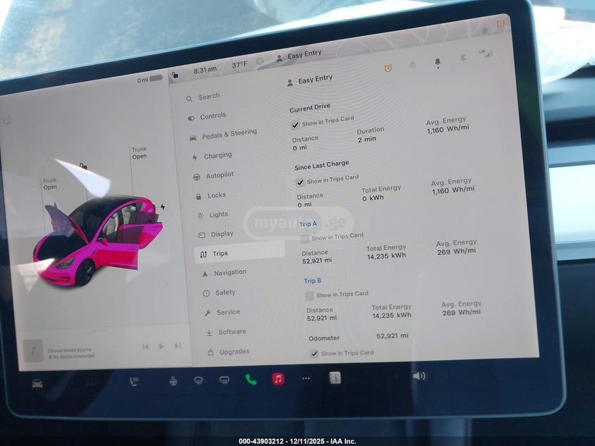 Tesla Model 3 - фото 7