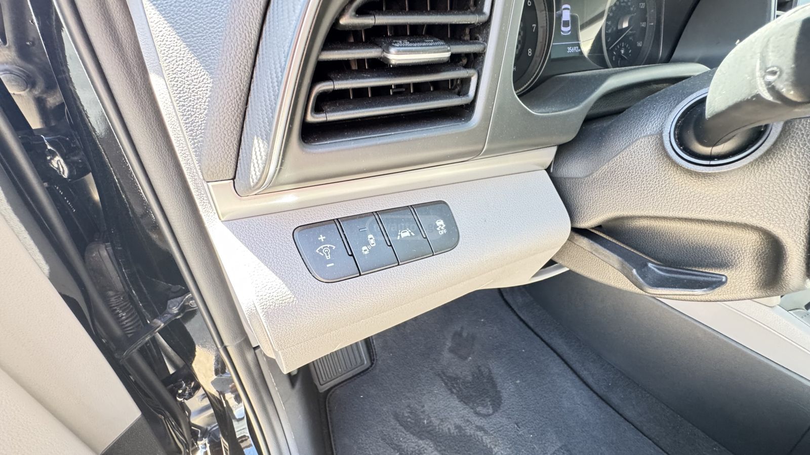 Hyundai Value Edition 4dr Sedan CVT — миниатюра 10