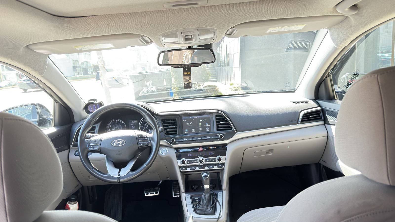 Hyundai Value Edition 4dr Sedan CVT — миниатюра 11