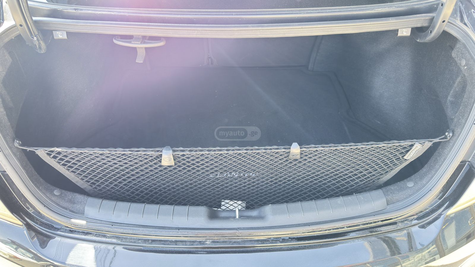 Hyundai Value Edition 4dr Sedan CVT — миниатюра 13