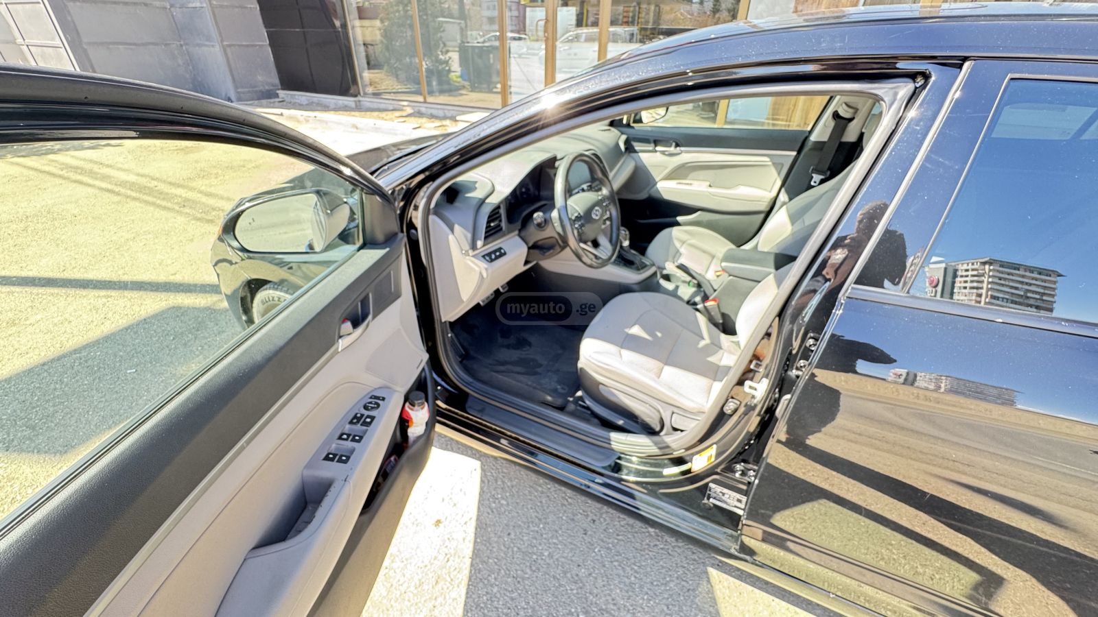 Hyundai Value Edition 4dr Sedan CVT — миниатюра 9