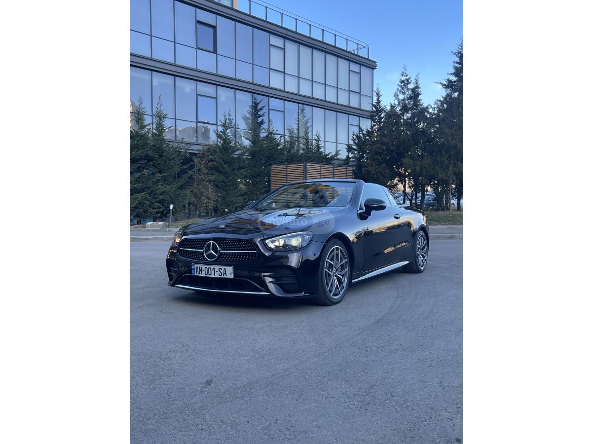 Mercedes-Benz E 300 AMG 2021 — миниатюра 1