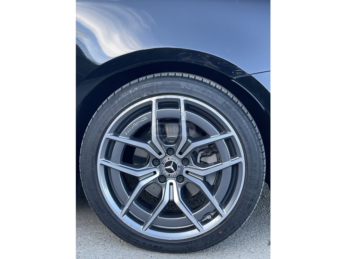 Mercedes-Benz E 300 AMG 2021 — миниатюра 6