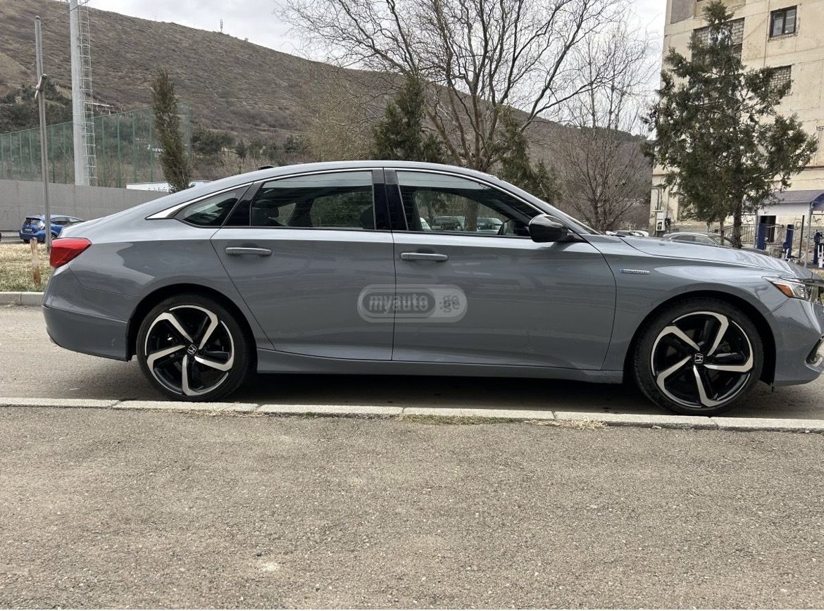 Honda Accord - фото 10