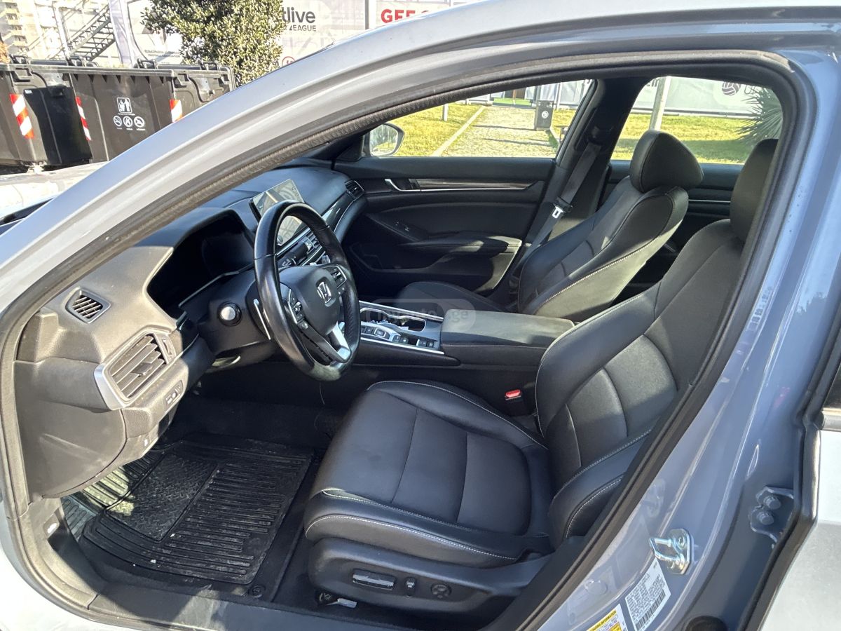 Honda Accord - фото 11