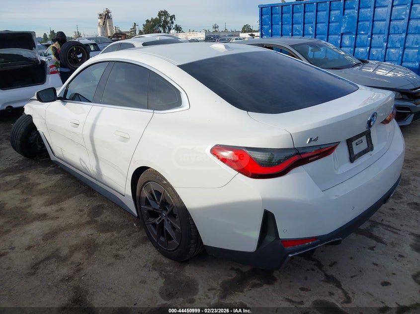 BMW eDrive40 4dr Rear-Wheel Drive — миниатюра 3