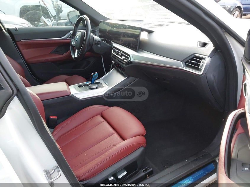 BMW eDrive40 4dr Rear-Wheel Drive — миниатюра 5