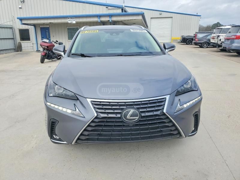 Lexus NX 300 - фото 5