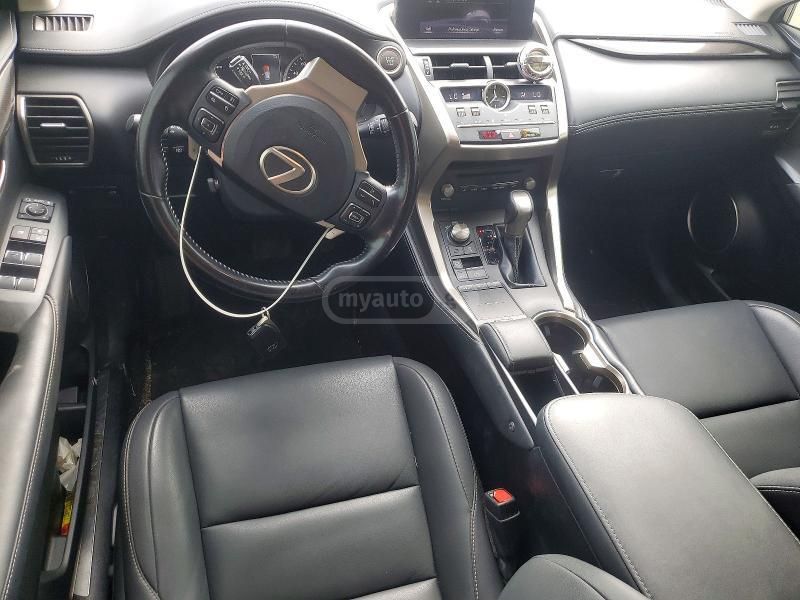 Lexus NX 300 - фото 8