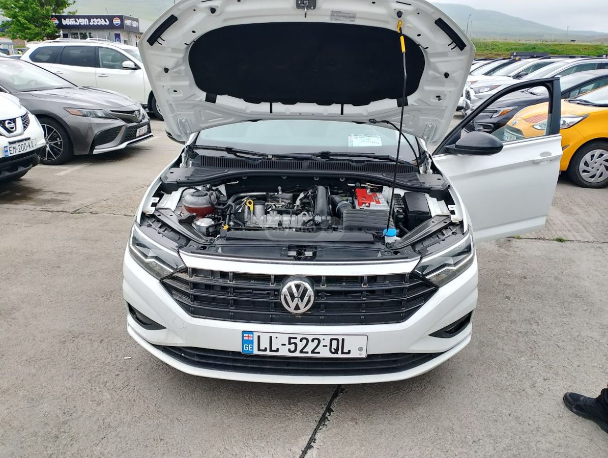 Volkswagen Jetta - фото 11