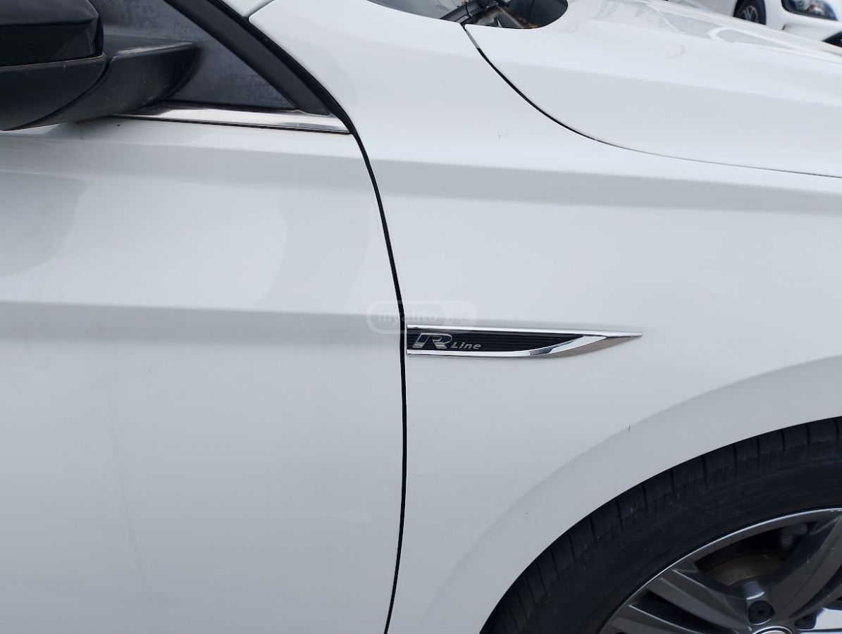 Volkswagen Jetta - фото 9