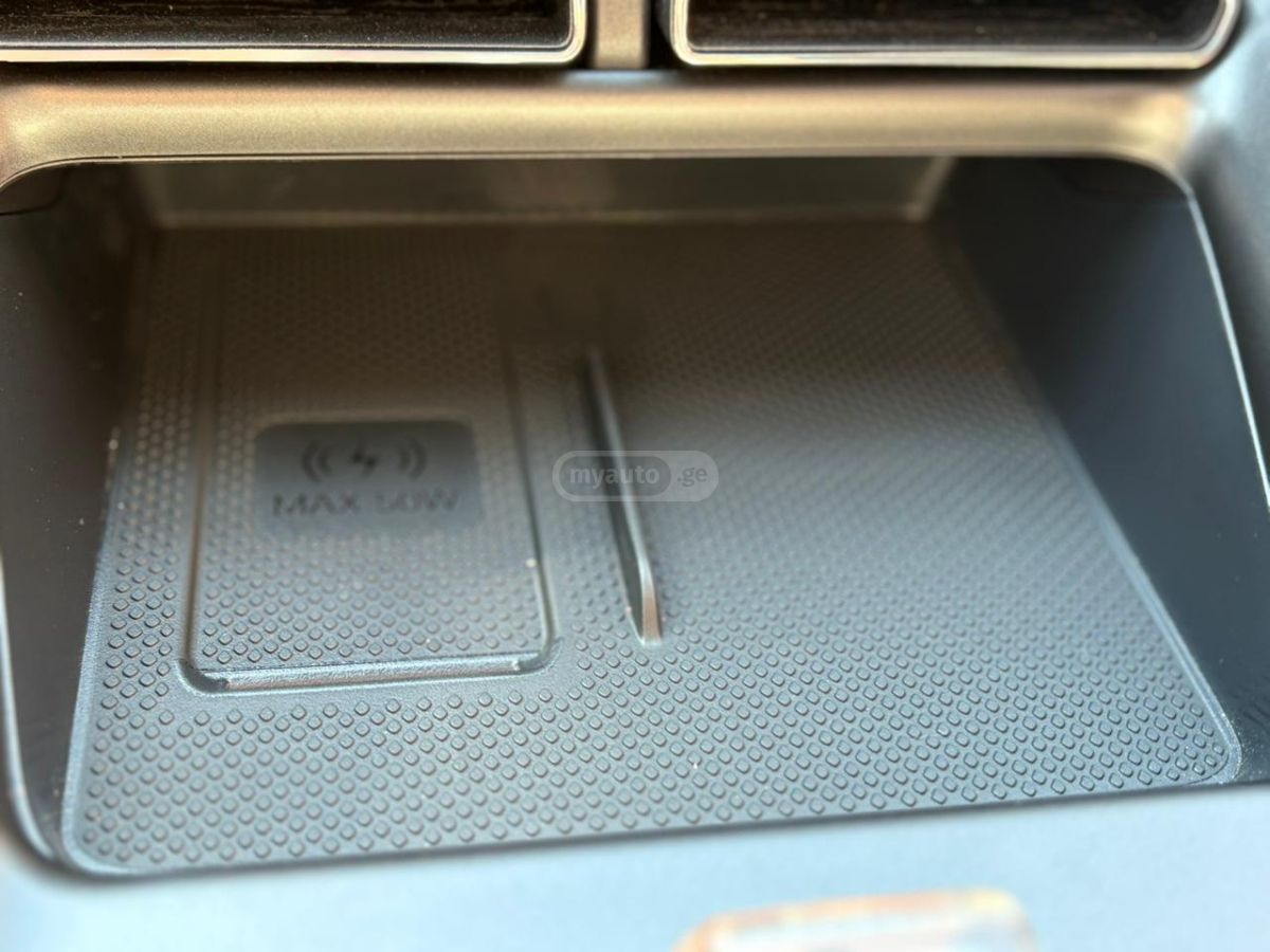 BYD Flagship — миниатюра 9