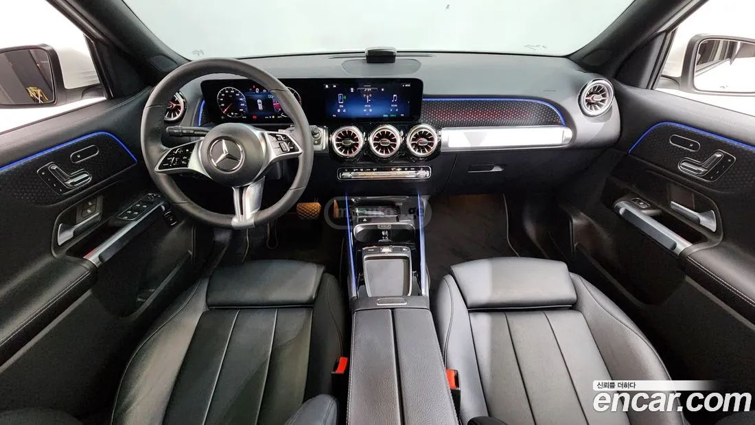 Mercedes-Benz GLB 35 AMG 2024 — миниатюра 7