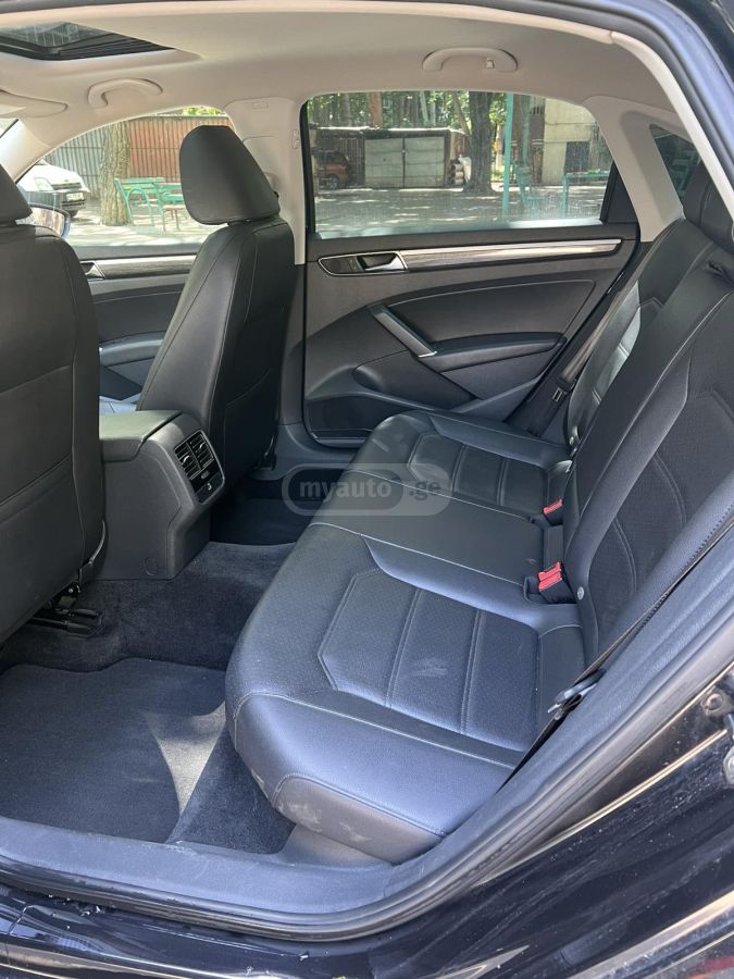 Volkswagen Passat - фото 10