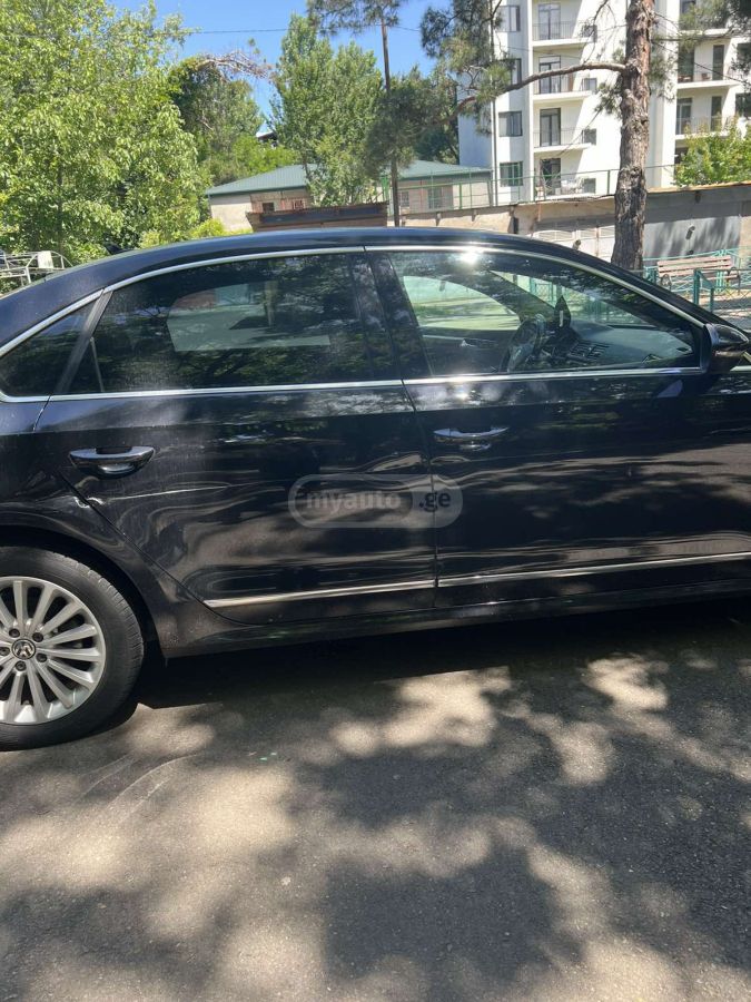 Volkswagen Passat - фото 11