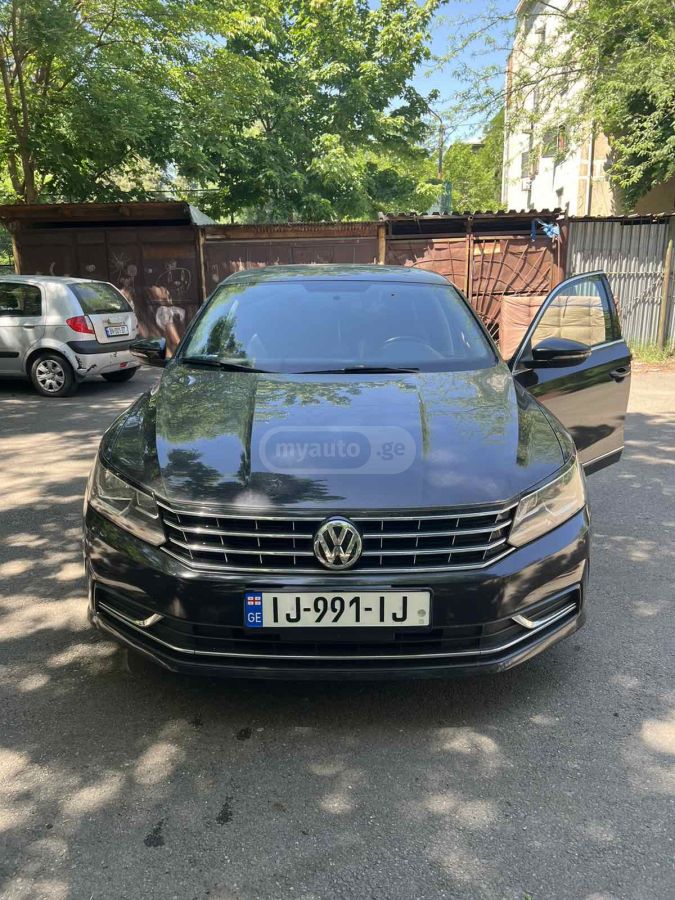 Volkswagen Passat - фото 4