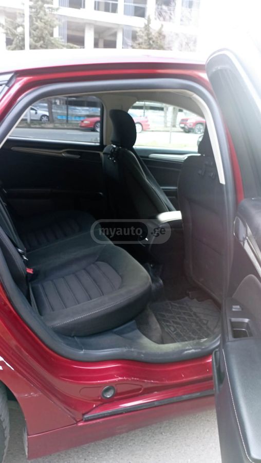 Ford Fusion - фото 2