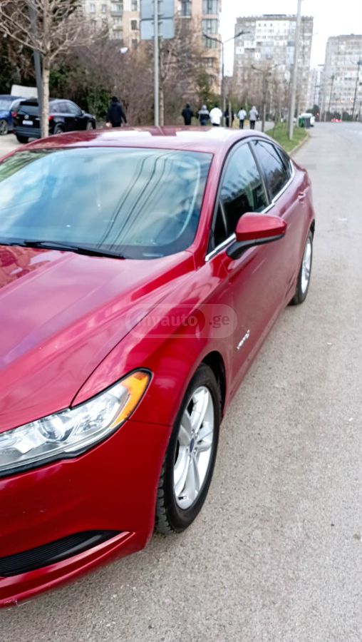 Ford Fusion - фото 4