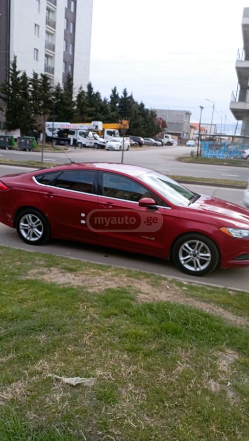Ford Fusion - фото 7