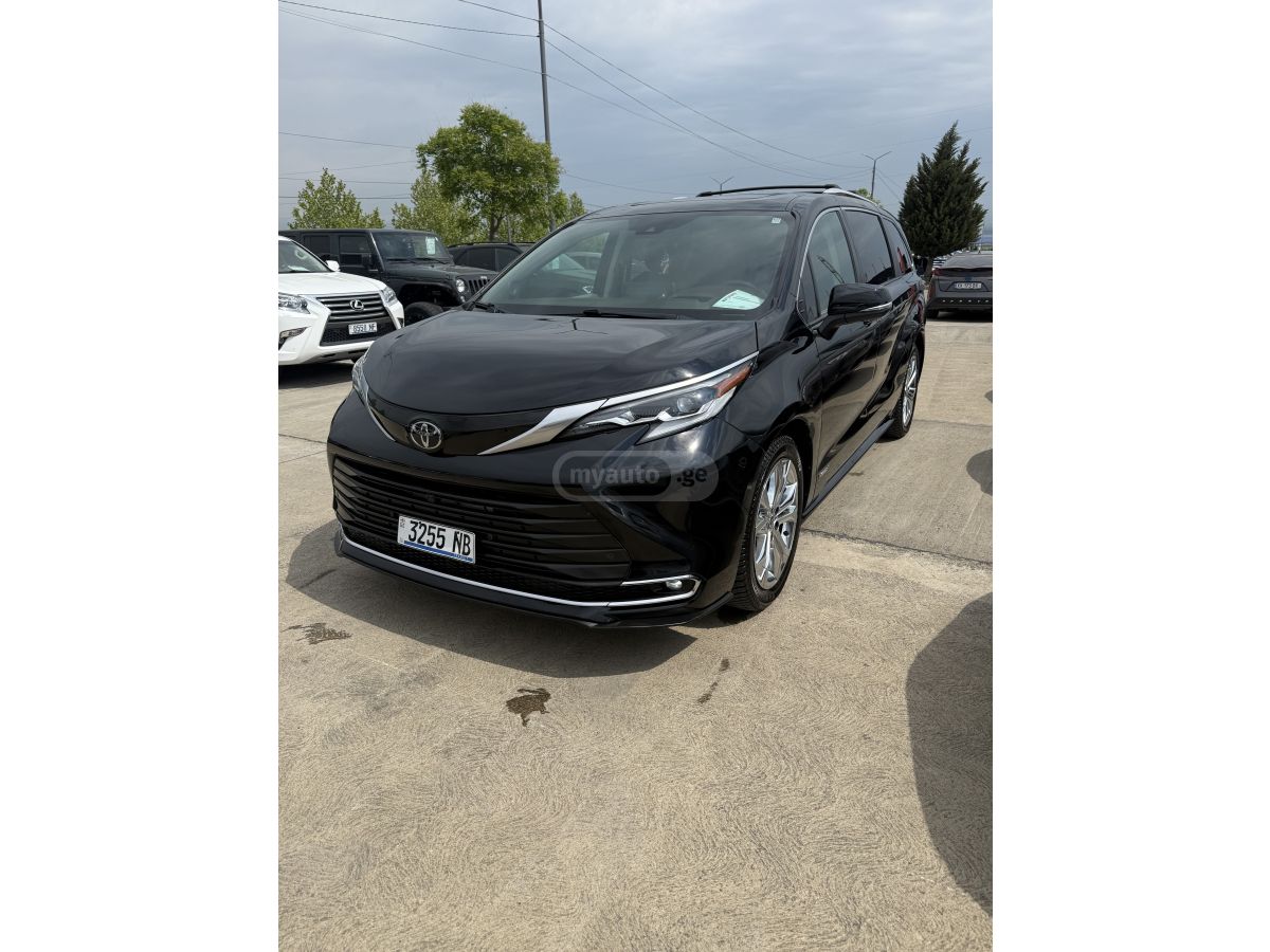 Toyota Sienna - фото 14