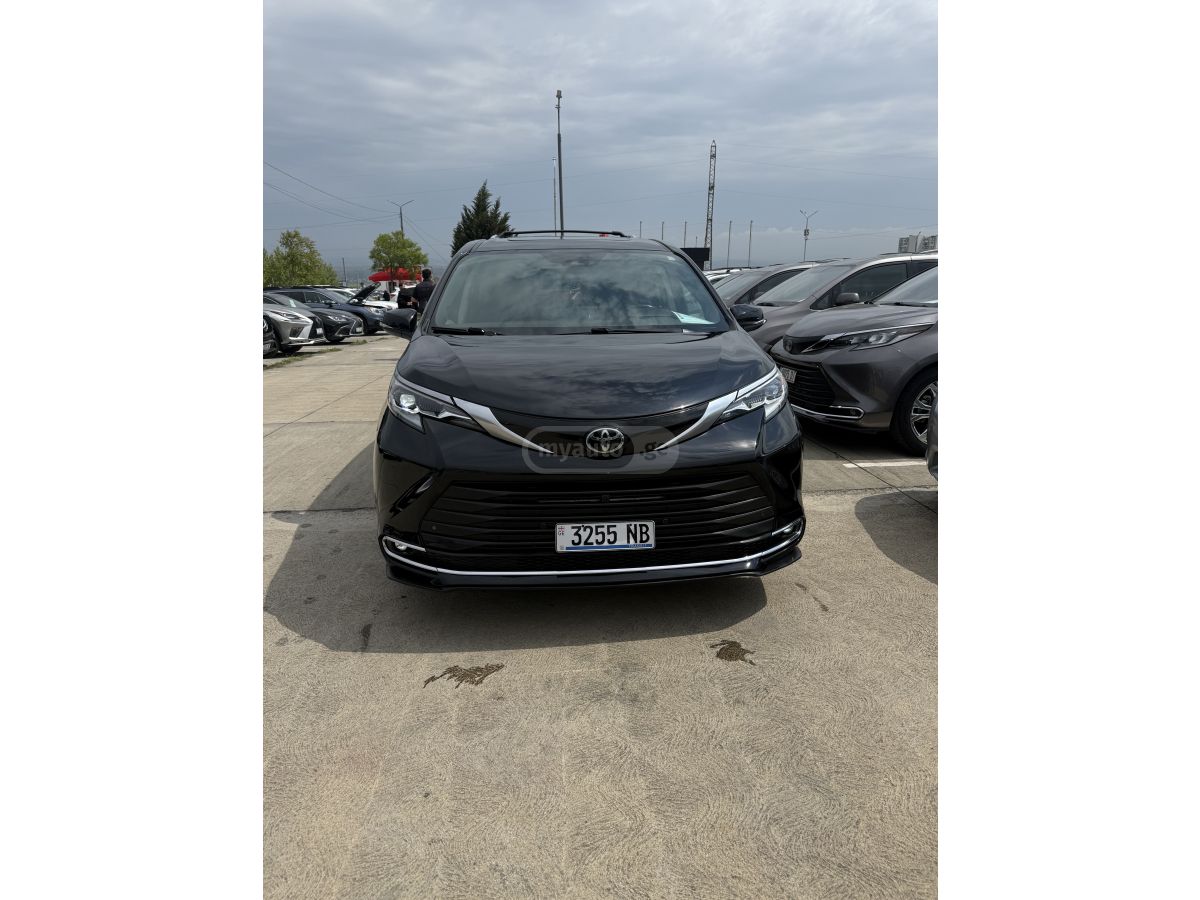 Toyota Sienna - фото 15