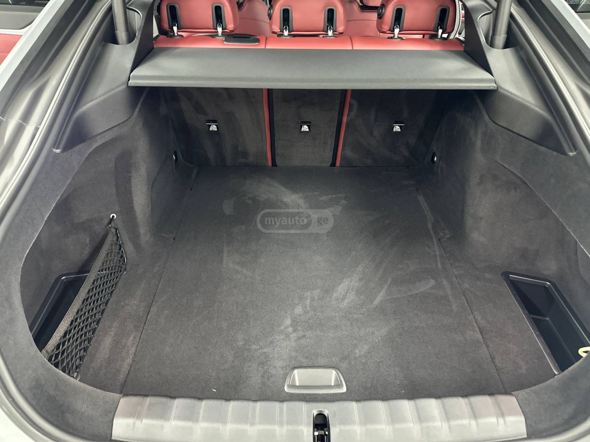 BMW i4 - фото 10