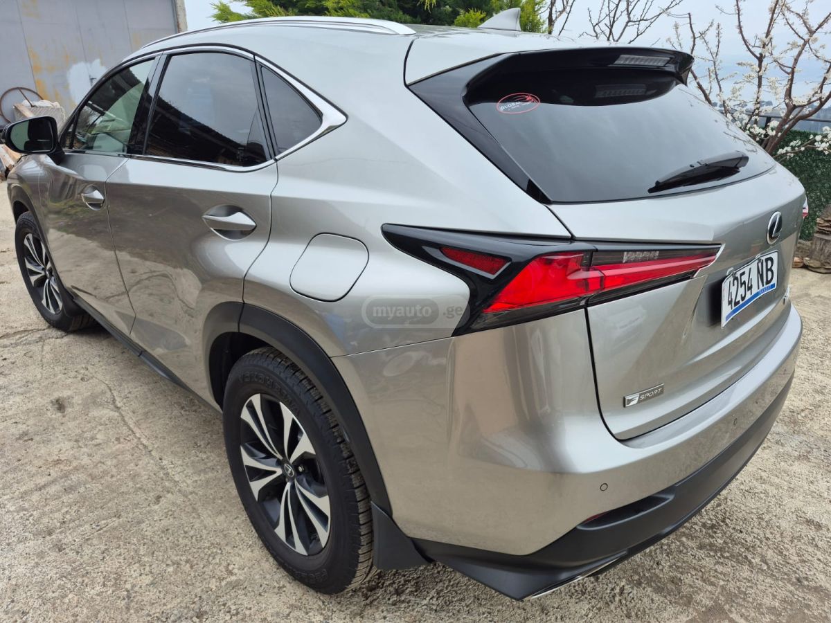 Lexus NX 300 - фото 8