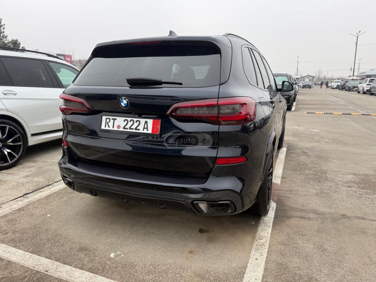 BMW X5 - фото 12