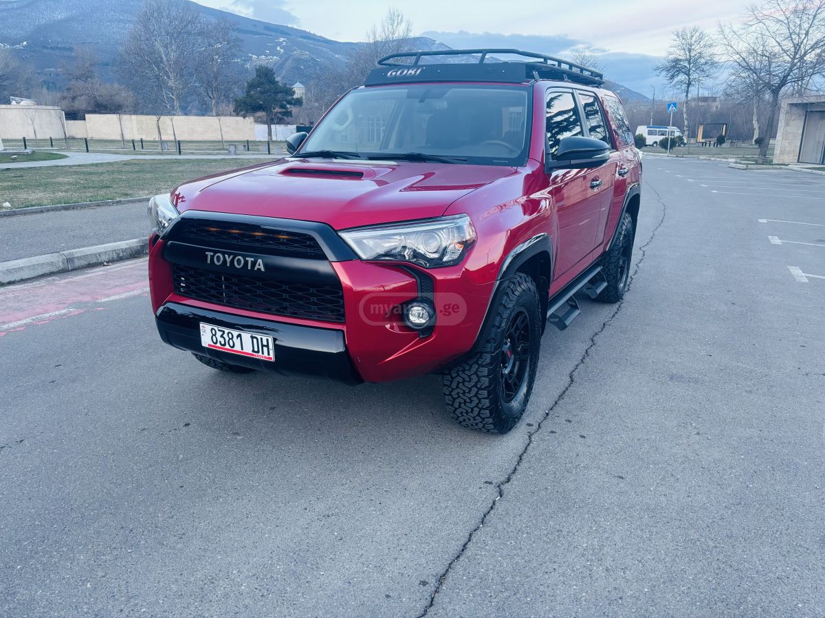 Toyota 4Runner - фото 1