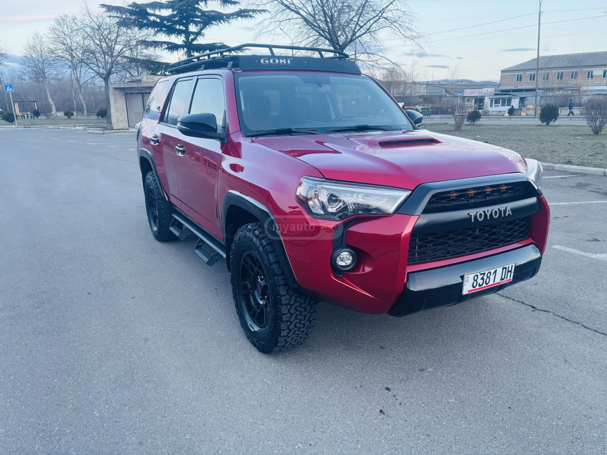 Toyota 4Runner - фото 2