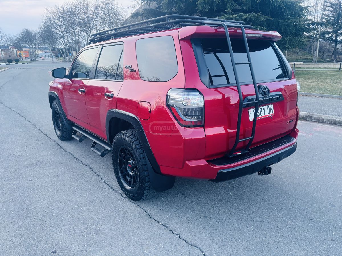 Toyota 4Runner - фото 4